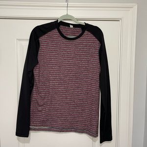 Lululemon men’s long sleeve shirt